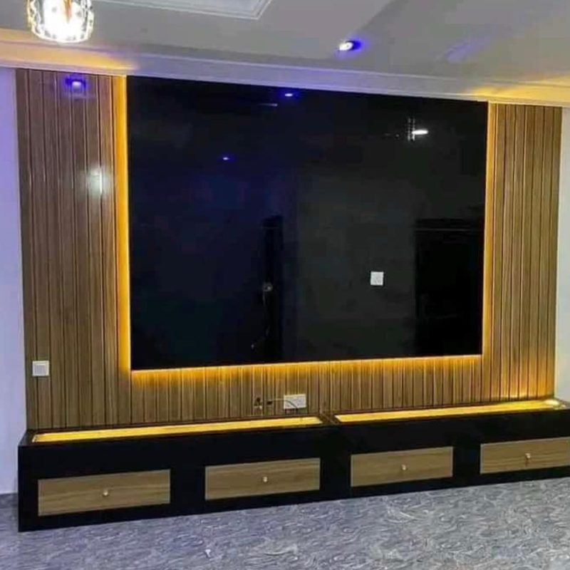 Wall Unit/Tv Console