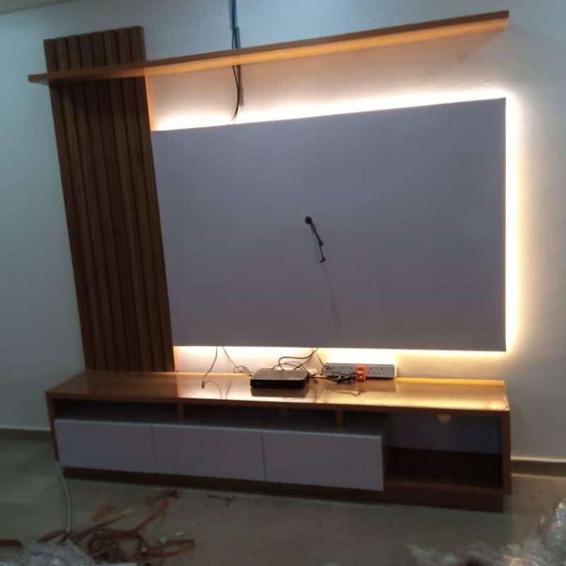 Wall Unit/Tv Console