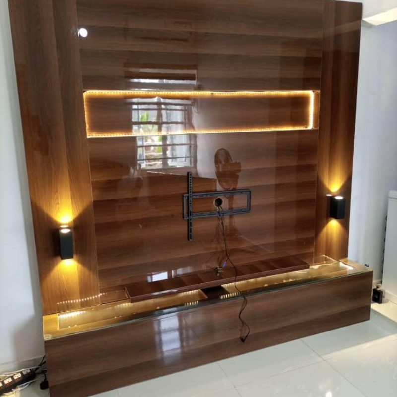 Wall Unit/Tv Console