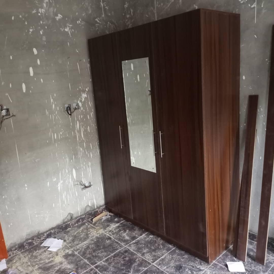 6X8Ft Standard Wardrobe