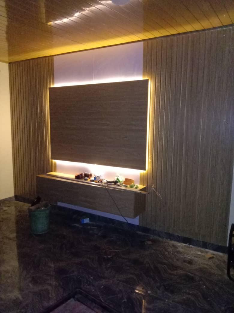 Wall Unit/Tv Console