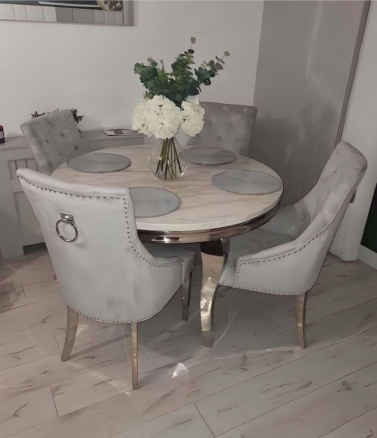 Round Marble Top With a Unique Hook