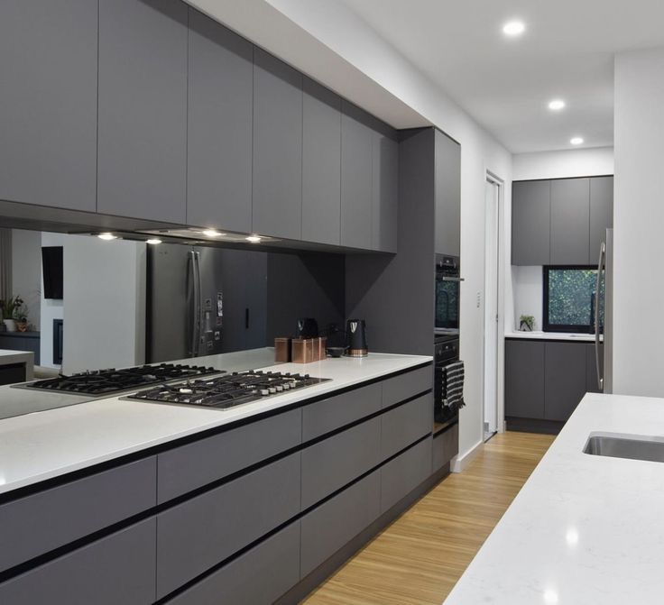 Kitchen Cabinet 23