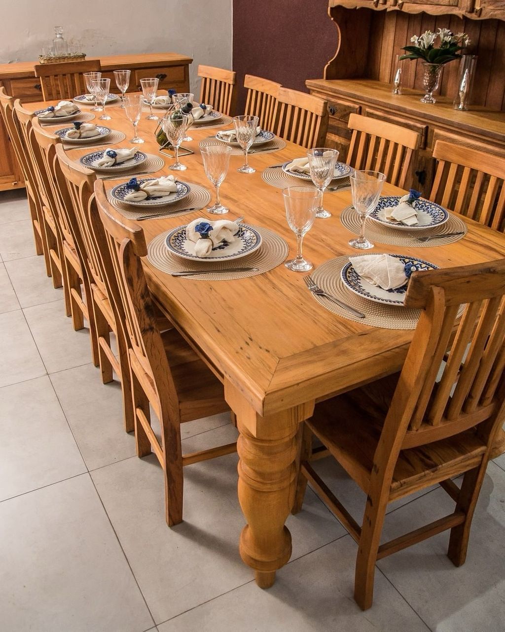 12 SEATER BIG FAMILY 006