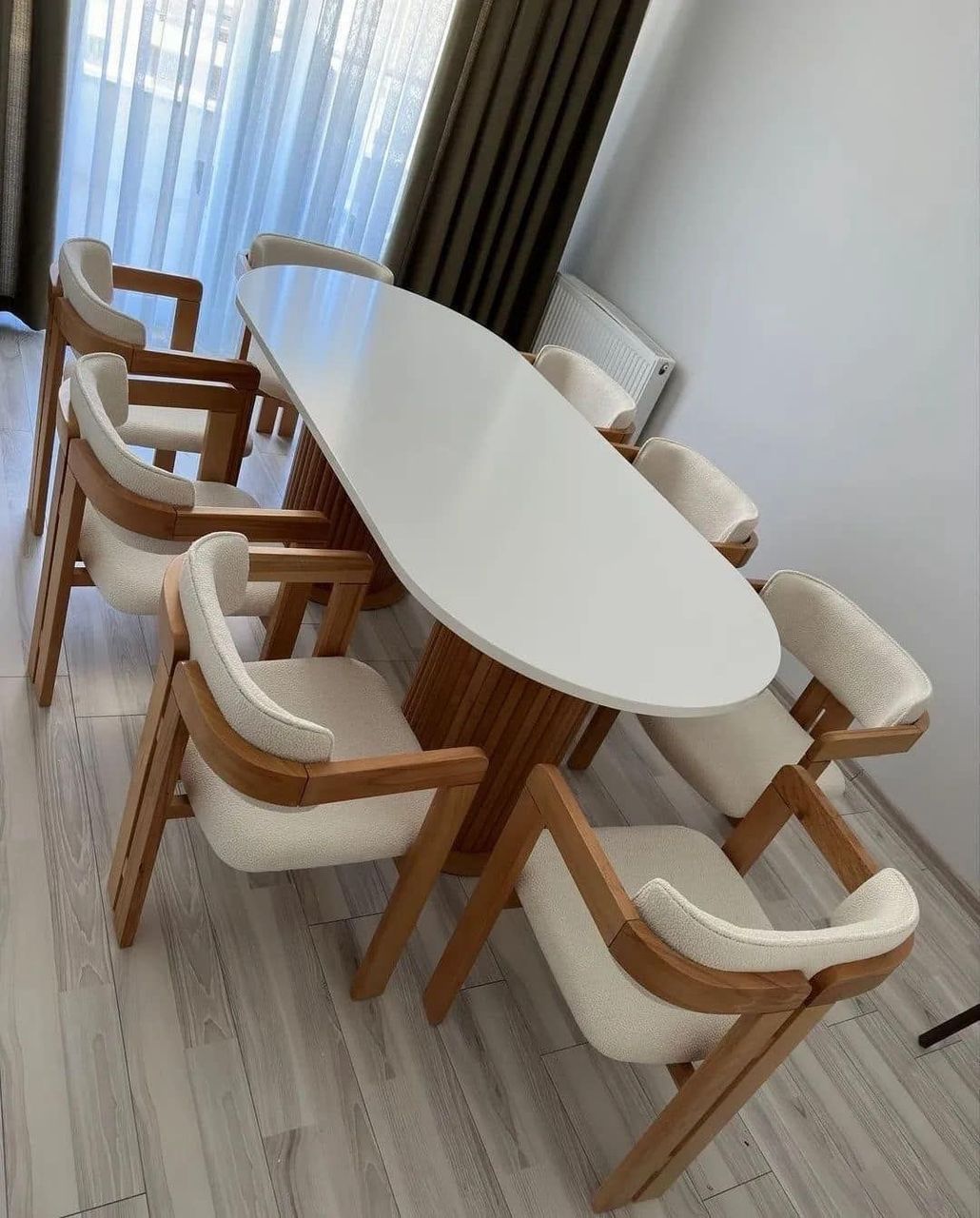 8 SEATER CUPCAKE 001